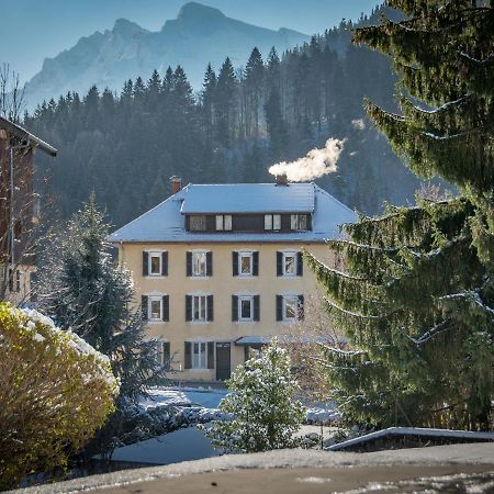 Hotel Les Aravis Saint-Jean-de-Sixt Exteriör bild